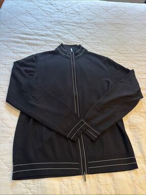 Armani Collezioni 100% Wool Zippered Sweatee